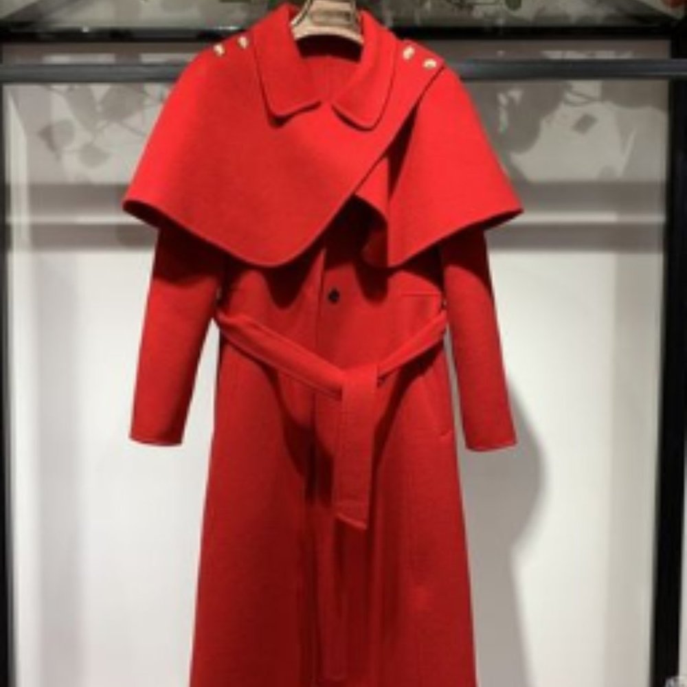 Cape cloak coat - Picture 1 of 4